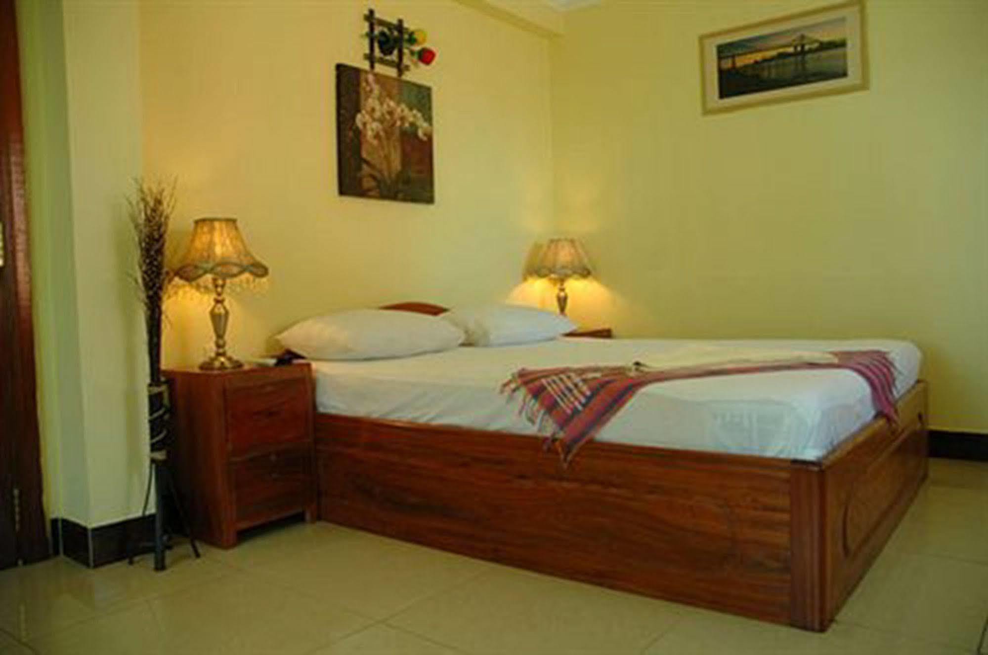 Sky Park Guesthouse Phnom-Penh Buitenkant foto